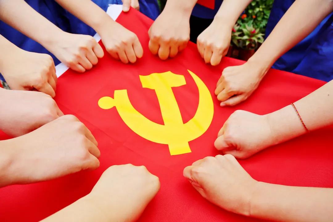 山西省工程机械有限公司热烈庆祝中国共产*成立100周年